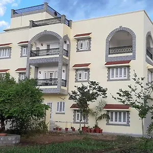 Casa Romana-spacious With Scenic Views , Udaipur India